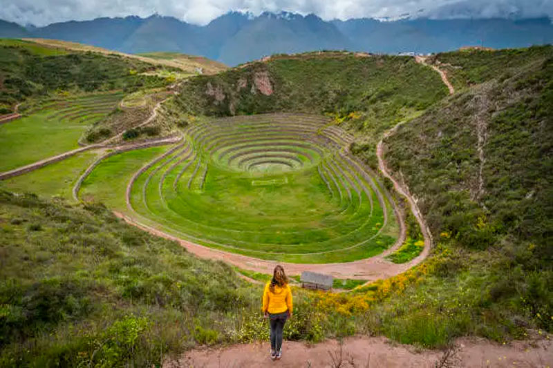 Ruins and mountains The Iconic Salkantay Trek & Classic Inca Trail Challenge to Machu Picchu 5 day