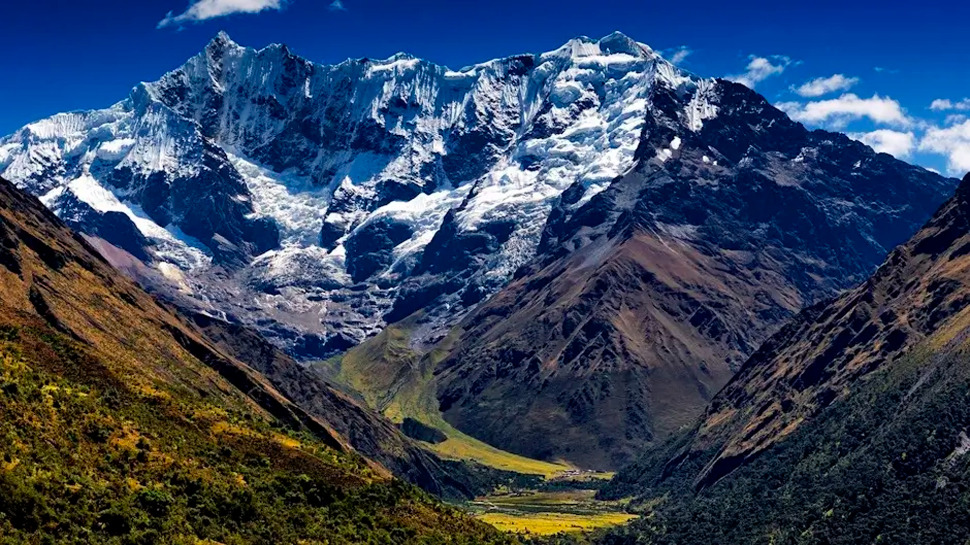 Arriving at Machu Picchu Citadel Salkantay and Inca Trail 5 days